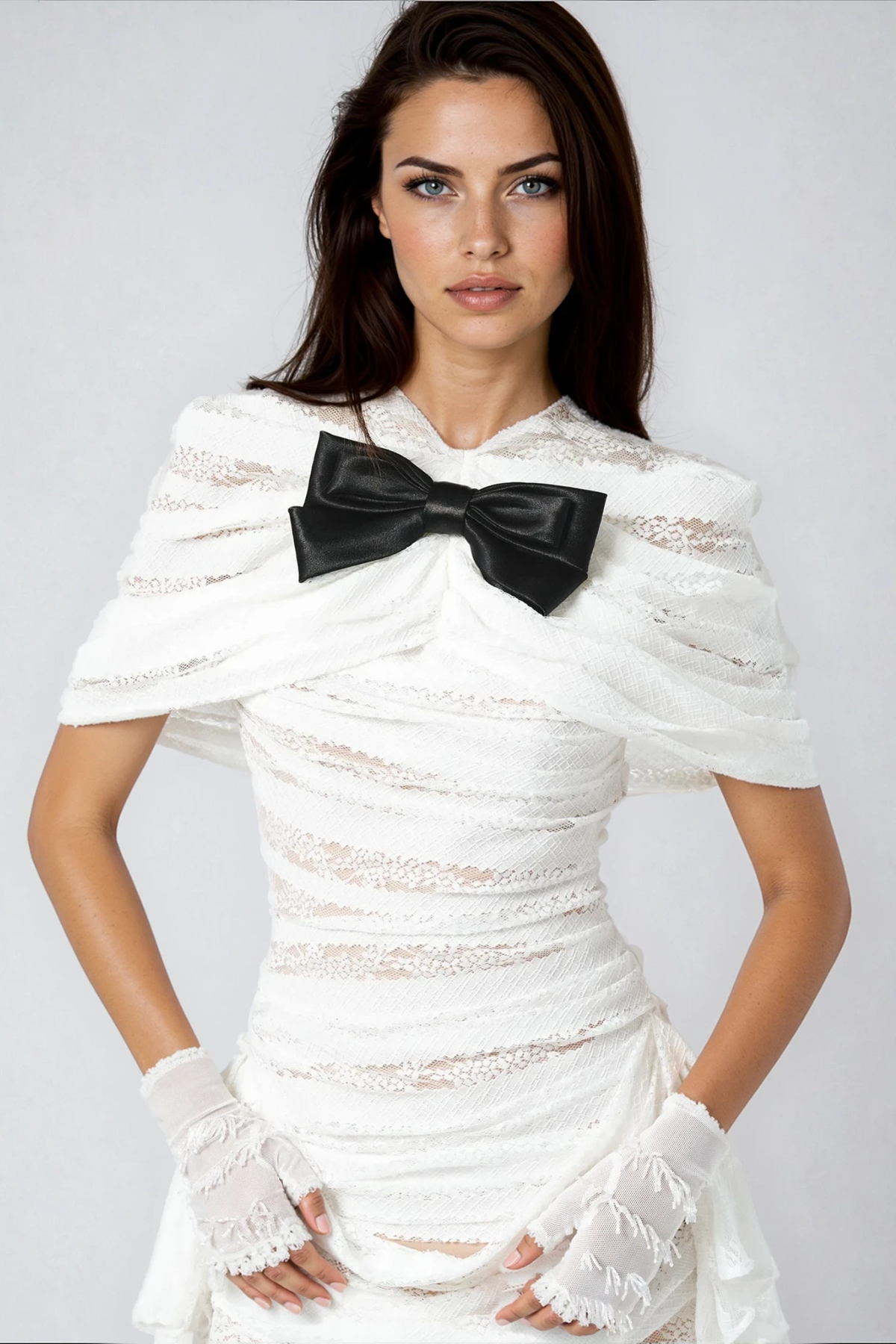 Djihan Ruch Bow Lace Mini Dress
